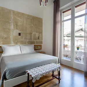 https://napoli-bonita-bb.hotels-amalfi.com